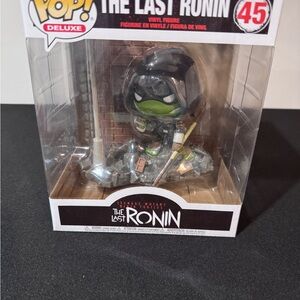Funko The Last Ronin Deluxe Figure - Black and Green
